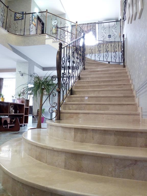 Hotel Salmer Tiflis Exterior foto