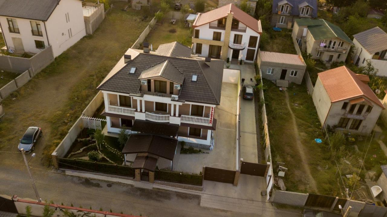Hotel Salmer Tiflis Exterior foto